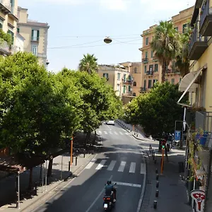 Casa Flora Al Corso Napoli